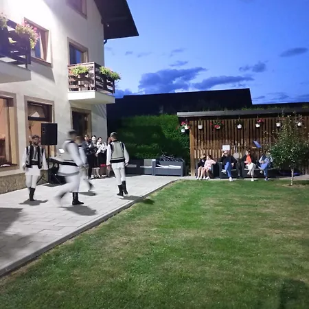Casa Bradul Voronet-2